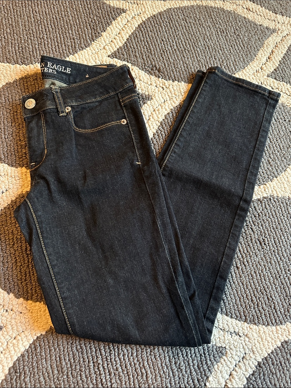 American Eagle Dark Wash Skinny Jeans